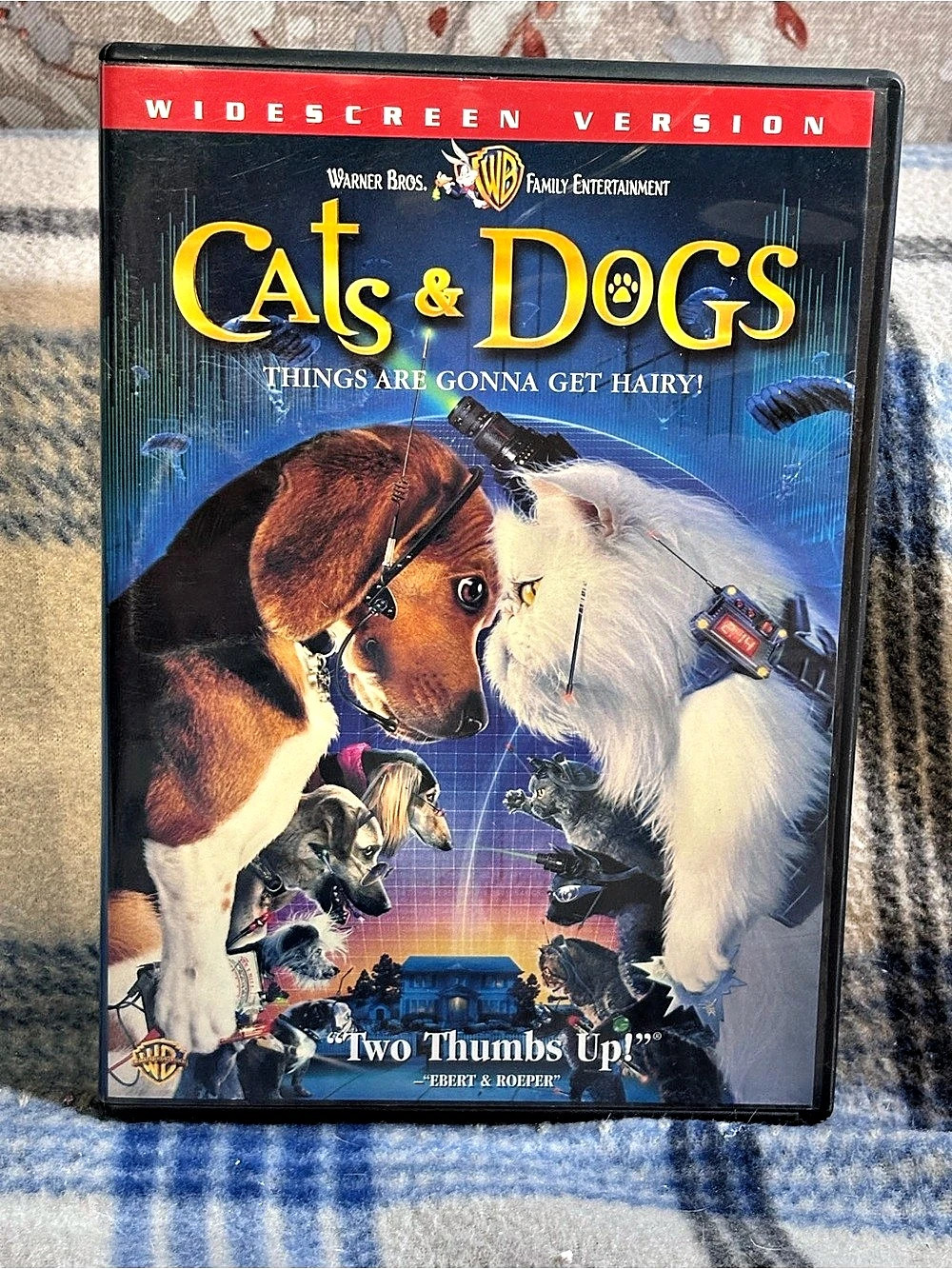 Warner Bros. Cats & Dogs. DVD Widescreen Version-untested